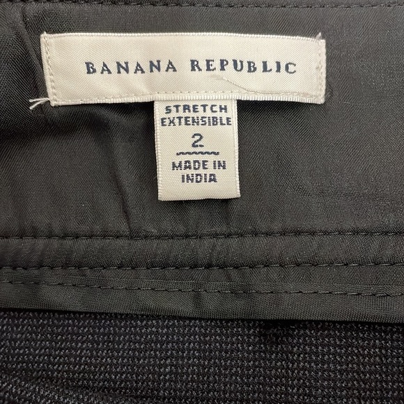 Banana Republic pencil skirt - Picture 6 of 7